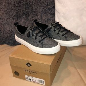 Sperry women’s Crest Vibe sparkle linen black.